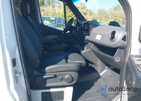 2025 Mercedes-Benz Sprinter 2500 Standard Roof 4-Cyl Diesel from USA, damaged, VIN W1Z4KFHY3SP761664